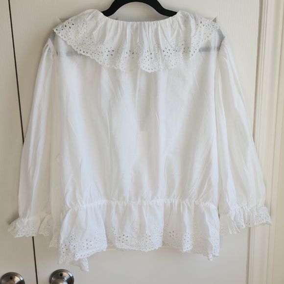 GAP Women's White Lace Trim Blouse - Picture 6 of 7